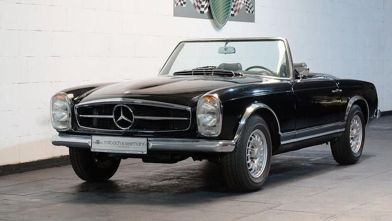 Schwarz Gebraucht 1964 Mercedes 230 Cabrio | 47.900 € - Bild 1/4