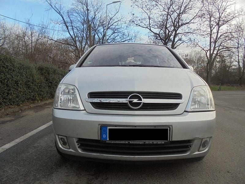 Gebraucht Opel Meriva Cosmo 101 PS (74 kW) 2005 Silber Van / Kleinbus