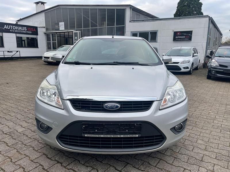 Gebraucht Ford Focus Viva 101 PS (74 kW) 2011 Kombi