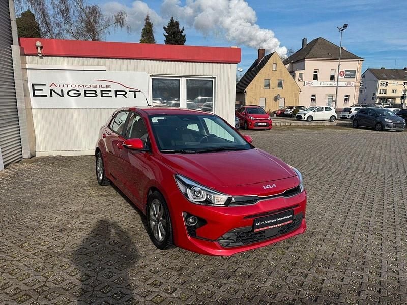Gebraucht Kia Rio Vision 101 PS (74 kW) 2022 Rot Kleinwagen