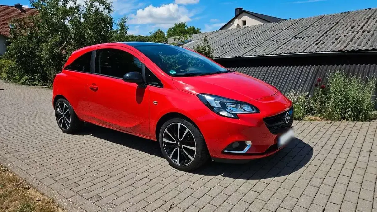 Gebraucht Opel Corsa Color Edition 101 PS (74 kW) 2015 Kleinwagen