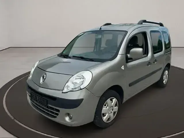 Gebraucht Renault Kangoo Happy Family 87 PS (63 kW) 2011 Van / Kleinbus