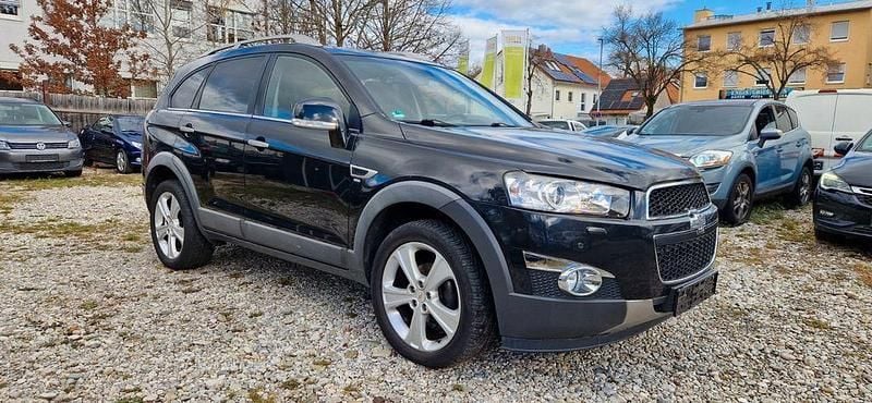 Schwarz Gebraucht 2013 Chevrolet Captiva LTZ SUV | 4.999 € (Guter Preis) - Bild 1/4