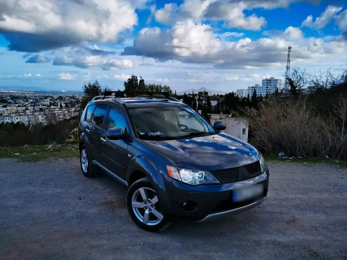 Gebraucht Mitsubishi Outlander 156 PS (114 kW) 2007 Silber SUV