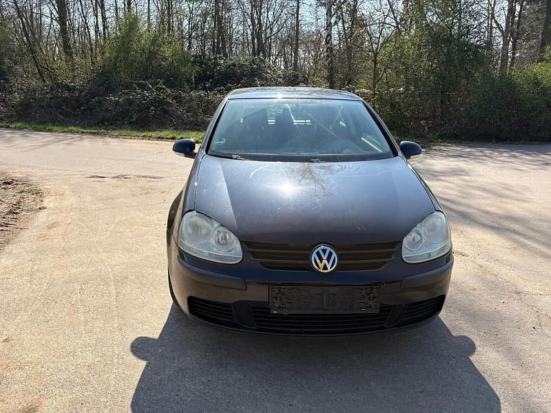 Gebraucht VW Golf V 75 PS (55 kW) 2004 Schwarz Kleinwagen