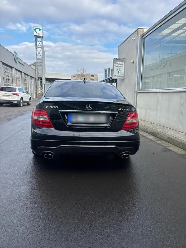 Gebraucht Mercedes C300 Sport Edition 231 PS (169 kW) 2013 Schwarz Limousine