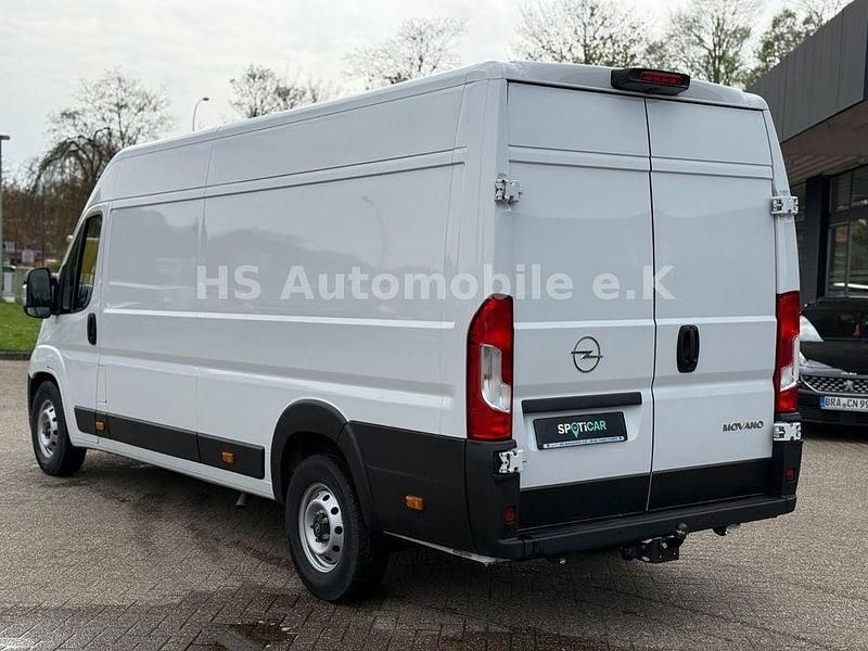 Używany Opel Movano 140 KM (102 kW) 2024 Biały Van
