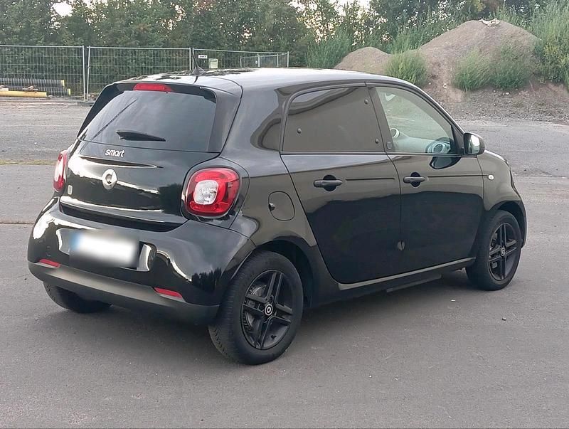 Gebraucht Smart ForFour Electric Drive 60 kW (82 PS) 2020 Schwarz Kleinwagen
