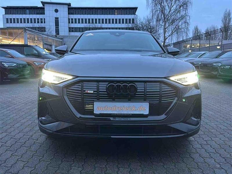 Gebraucht Audi e-tron Sportback S-Line 230 kW (313 PS) 2022 Daytonagrau perleffekt SUV