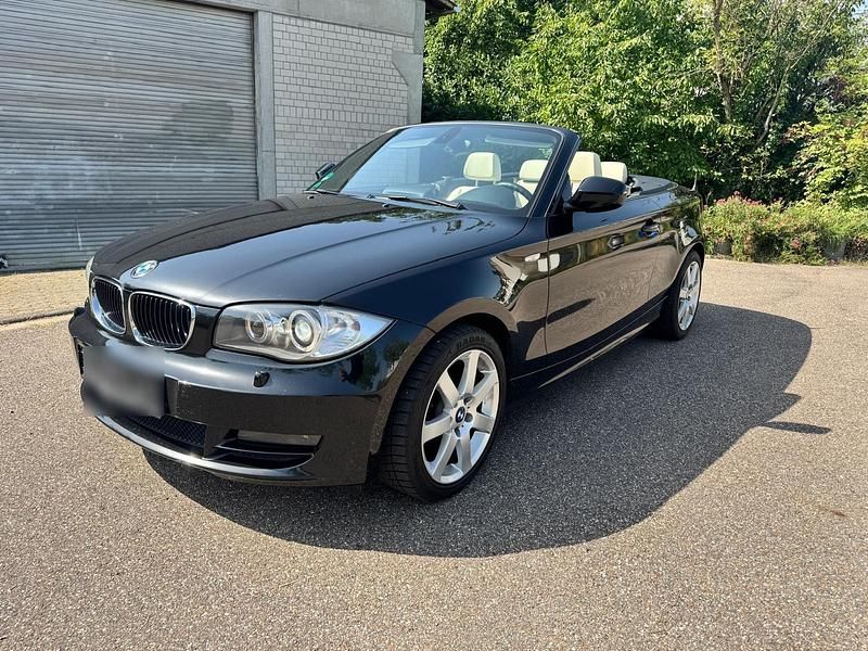 Schwarz Gebraucht 2010 BMW 118 Cabriolet Cabrio | 5.000 € - Bild 1/4