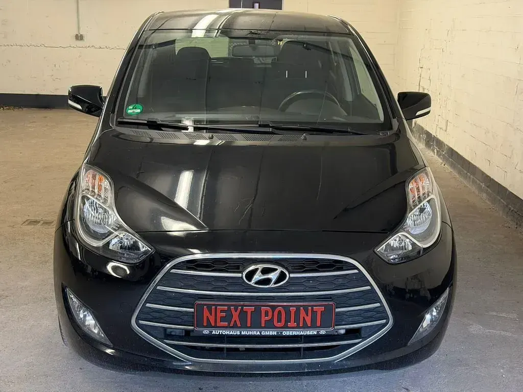 Gebraucht Hyundai ix20 Passion 125 PS (91 kW) 2016 Schwarz Kleinwagen
