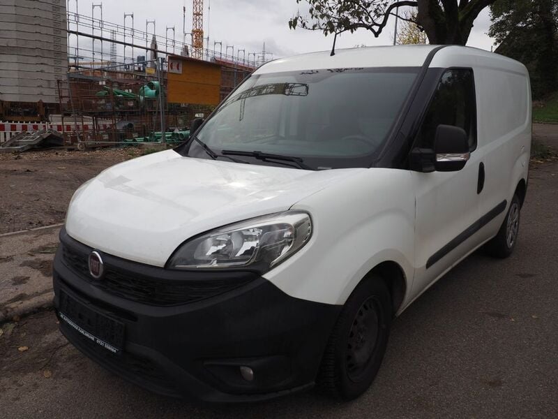 Weiß Gebraucht 2018 Fiat Doblò Van / Kleinbus | 3.250 € (Superpreis) - Bild 1/4