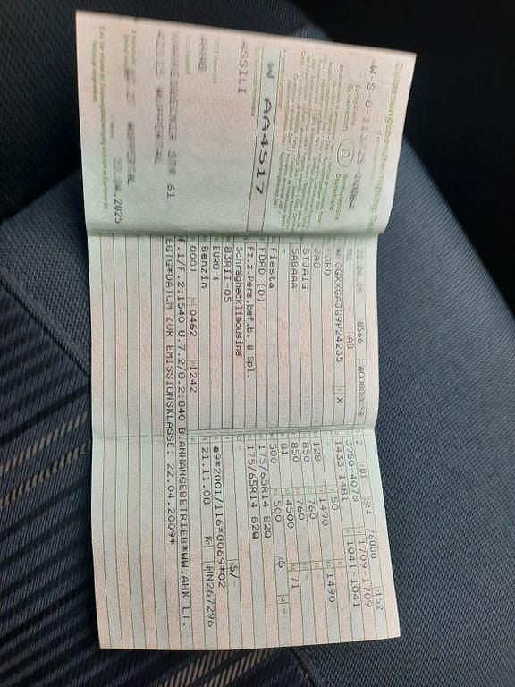 Blau Gebraucht 2009 Ford Fiesta Limousine | 2.200 € (Superpreis) - Bild 1/4