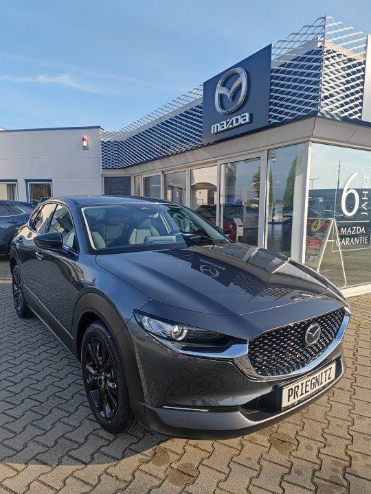 Grau Neu 2025 Mazda CX-30 SUV | 29.490 € - Bild 1/4