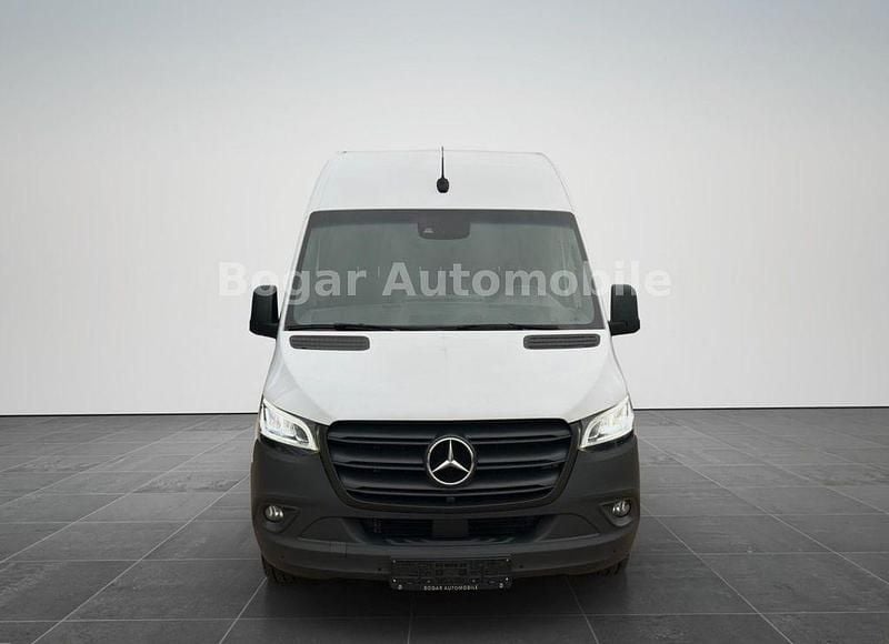 Gebraucht Mercedes Sprinter 170 PS (125 kW) 2021 Arktikweiss Van