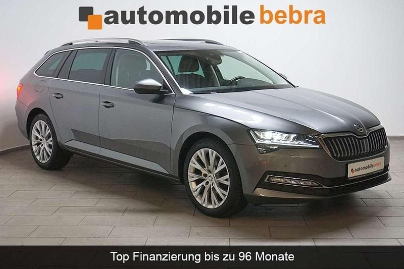 Gebraucht Skoda Superb Style 200 PS (147 kW) 2022 Graphitegrau Kombi