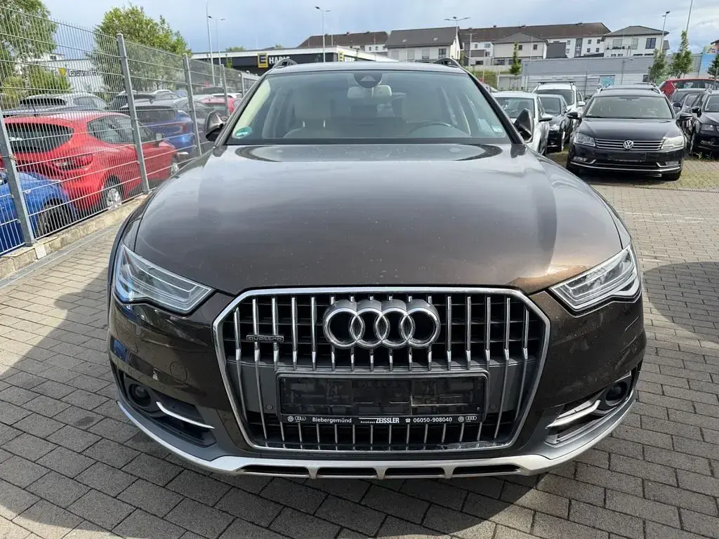 Gebraucht Audi A6 Allroad 272 PS (200 kW) 2015 Braun Kombi