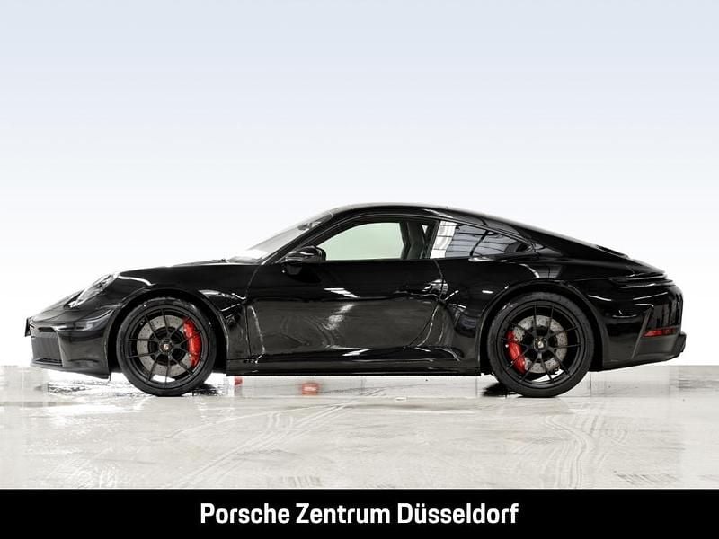 Neu Porsche 911 Carrera 4 GTS 541 PS (397 kW) 2025 Tiefschwarzmetallic Coupé