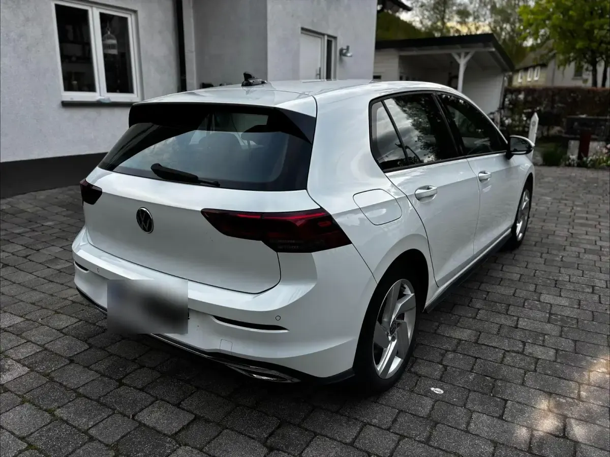 Gebraucht VW Golf VIII GTE 245 PS (180 kW) 2021 Weiß Limousine
