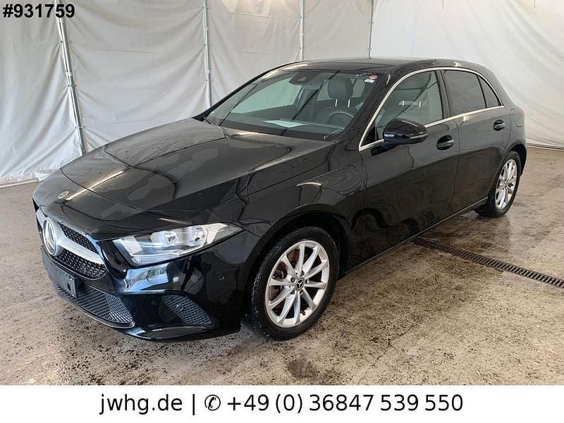 Gebraucht Mercedes A250 Progressive 218 PS (160 kW) 2022 Schwarz Limousine