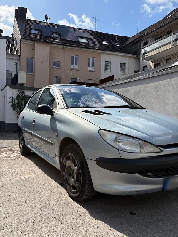 Gebraucht Peugeot 206 75 PS (55 kW) 2002 Andere farben Kleinwagen