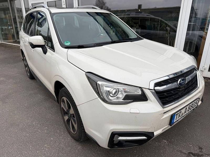 Gebraucht Subaru Forester Premium 147 PS (108 kW) 2018 Weiß SUV