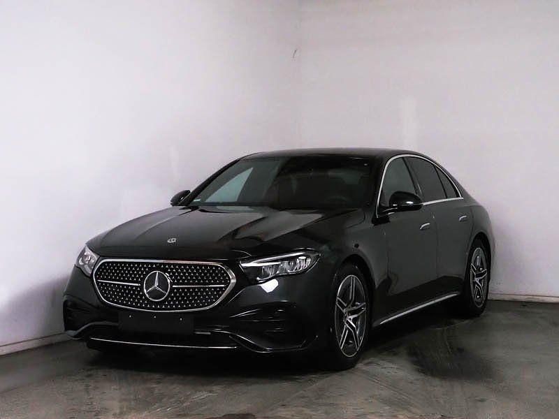 Grau Gebraucht 2024 Mercedes E200 Advanced Limousine | 52.870 € (Etwas zu teuer) - Bild 1/4