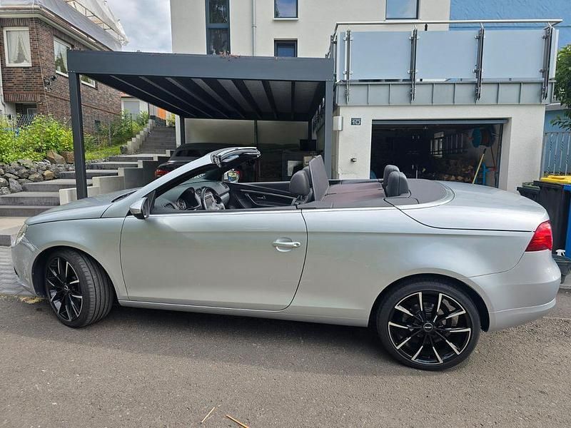 Gebraucht VW Eos GT 140 PS (102 kW) 2010 Silber Cabrio