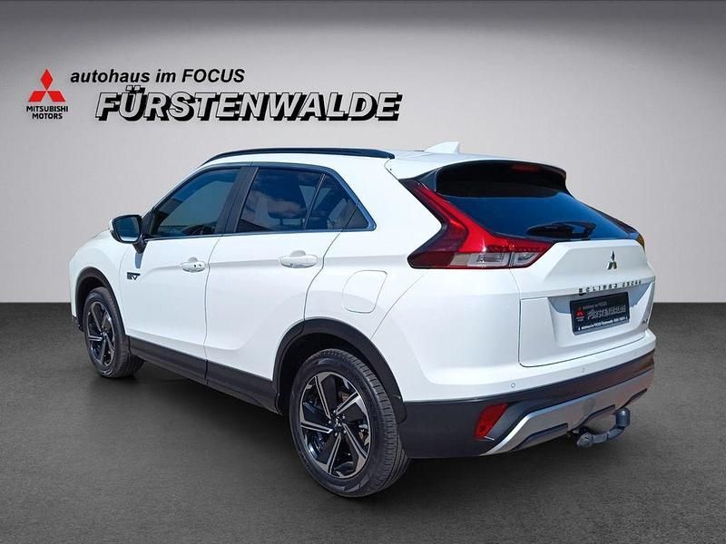 Gebraucht Mitsubishi Eclipse Cross Plus 188 PS (138 kW) 2022 Weiß SUV
