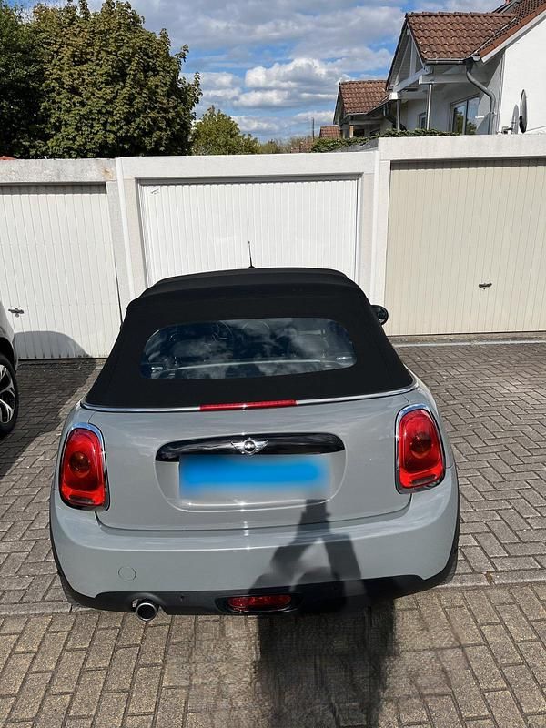 Gebraucht Mini Cooper Cabriolet 135 PS (99 kW) 2016 Grau Cabrio