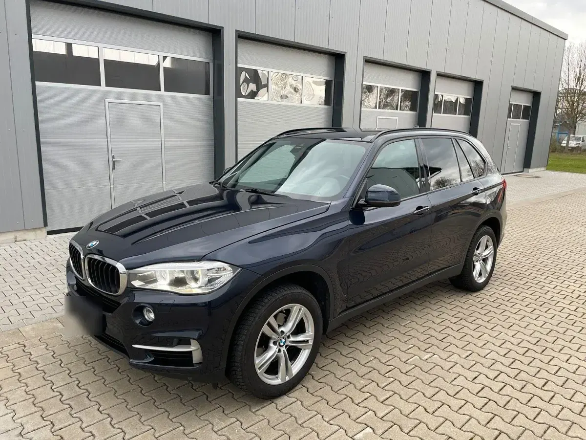 Gebraucht BMW X5 Sport Line 258 PS (189 kW) 2014 Blau SUV