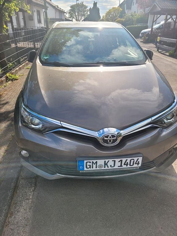 Gebraucht Toyota Auris Edition-S 116 PS (85 kW) 2017 Grau Limousine