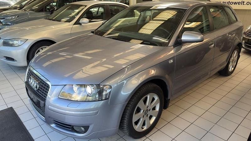 Second-hand Audi A3 Ambiente 116 CP (85 kW) 2006 Argintiu Hatchback