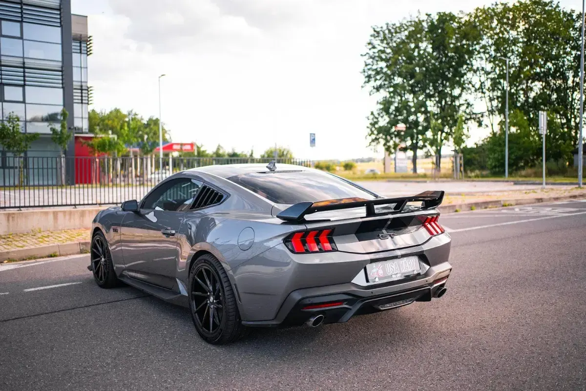 Gebraucht Ford Mustang GT 492 PS (361 kW) 2024 Grau Coupé
