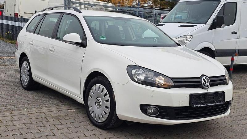 Gebraucht VW Golf VI Trendline 105 PS (77 kW) 2011 Weiß Kleinwagen
