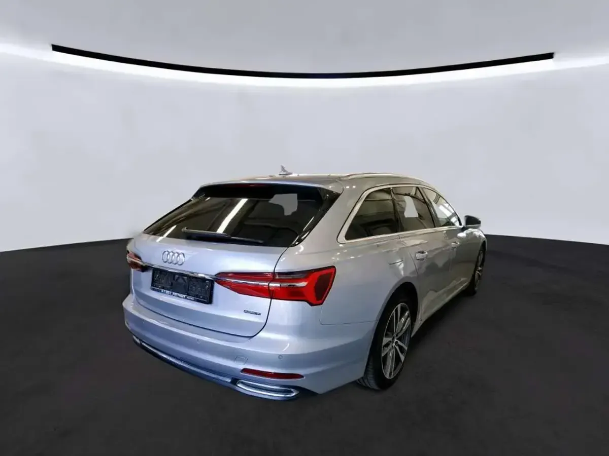 Gebraucht Audi A6 Sport 286 PS (210 kW) 2022 Florettsilber metallic Kombi