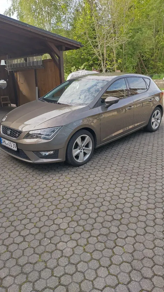 Gebraucht Seat Leon FR 125 PS (91 kW) 2017 Braun Kombi