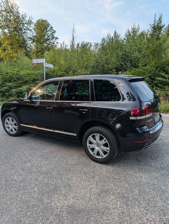 Schwarz Gebraucht 2009 VW Touareg SUV | 5.000 € (Superpreis) - Bild 1/4