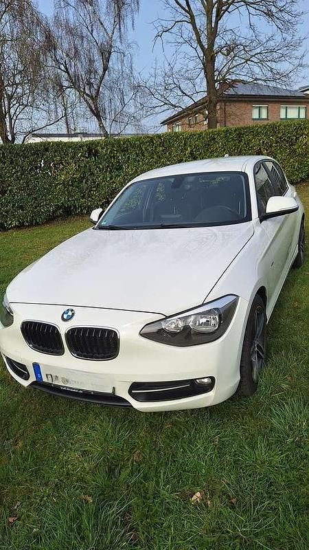 Gebraucht BMW 116 Sport Line 136 PS (100 kW) 2015 Weiß Kleinwagen