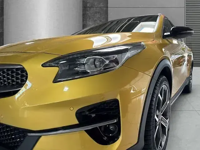 Używany Kia XCeed Launch Edition 140 KM (102 kW) 2019 Żółty SUV