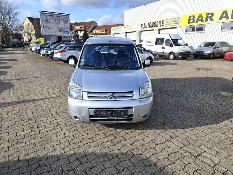 Gebraucht Citroën Berlingo 75 PS (55 kW) 2006 Silber Van / Kleinbus