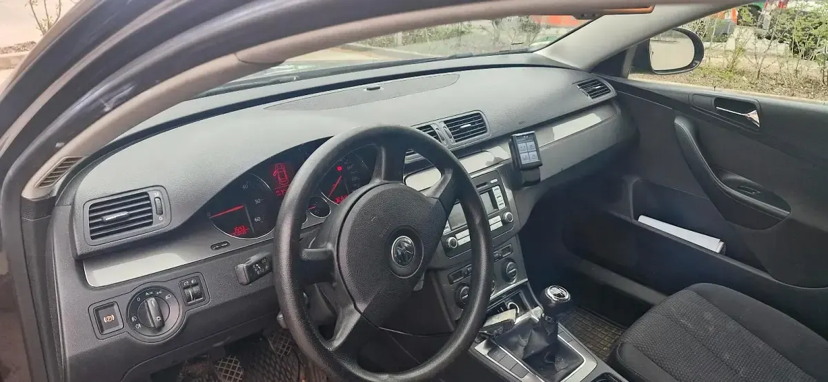 Gebraucht VW Passat 140 PS (102 kW) 2008 Schwarz Kombi
