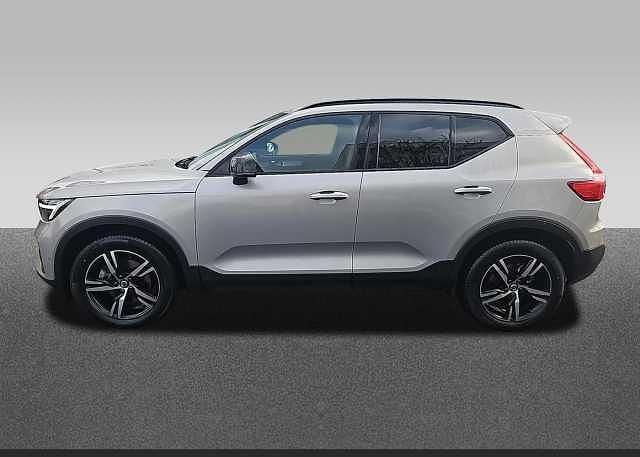 Gebraucht Volvo XC40 120 PS (88 kW) 2025 SUV