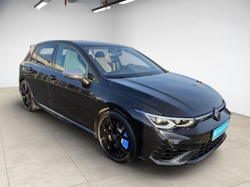 Gebraucht VW Golf VIII 333 PS (244 kW) 2023 Deep black perleffekt (metallic) Limousine