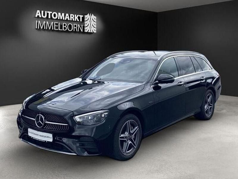 Gebraucht Mercedes E300 AMG 320 PS (235 kW) 2021 Ung. schwarz  unilack Kombi