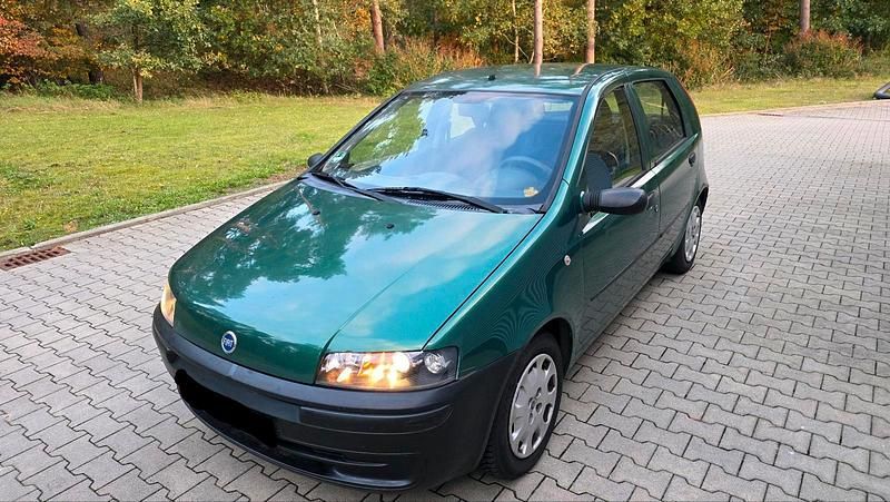 Grün Gebraucht 2000 Fiat Punto Kleinwagen | 1.200 € (Fairer Preis) - Bild 1/4