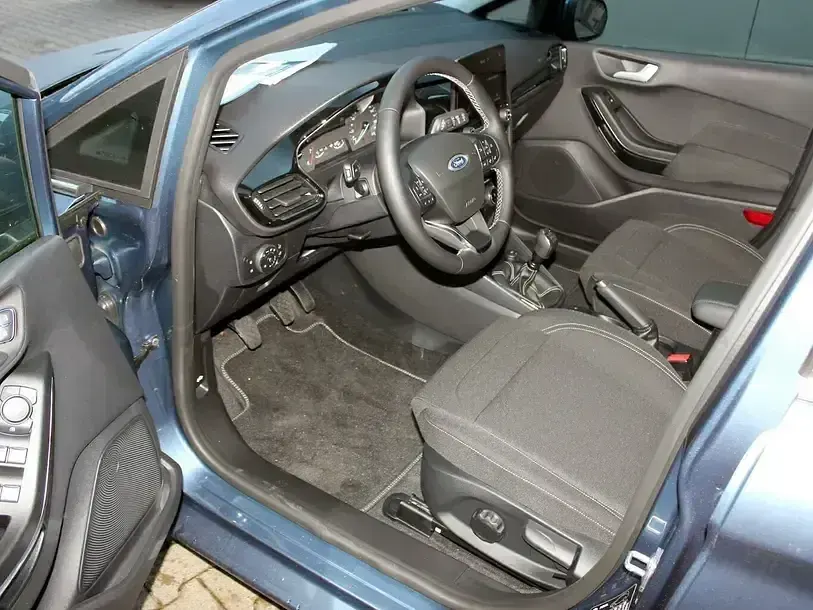 Gebraucht Ford Fiesta Titanium 125 PS (91 kW) 2023 Blau (metallic) Kleinwagen