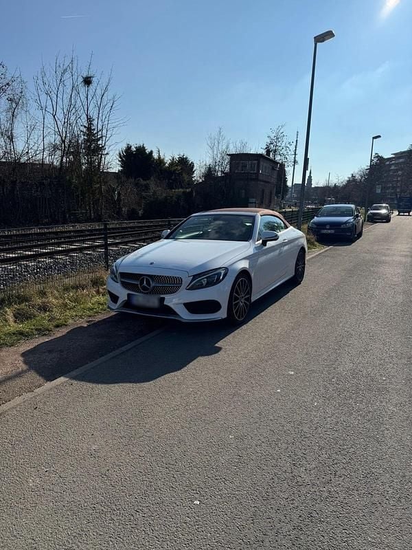 Gebraucht Mercedes C250 211 PS (155 kW) 2017 Weiß Cabrio