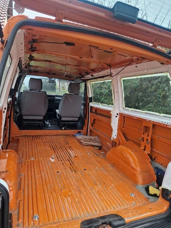 Gebraucht VW T4 88 PS (64 kW) 2001 Orange Van