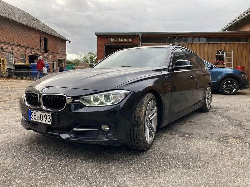Schwarz Gebraucht 2014 BMW 335 Sport Line Kombi | 22.750 € (Fairer Preis) - Bild 1/4